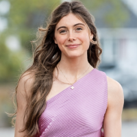 Amélie Bazinet (porte-étendard)